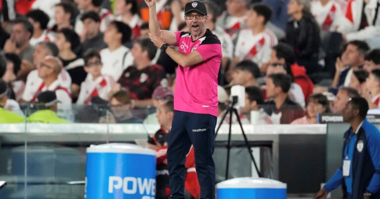 Javier Rabanal tras el mazazo ante River: “Salir a ganarle a Barcelona y ver si el otro resultado nos favorece”