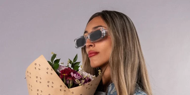 Sofía Mora lanzó “Ya te cansaste de mí???” y contó la historia detrás de la canción