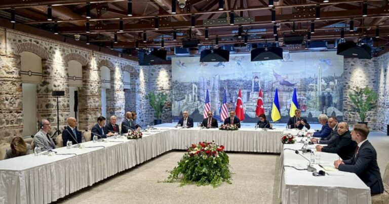 Habrá canje de prisioneros entre Rusia y Ucrania