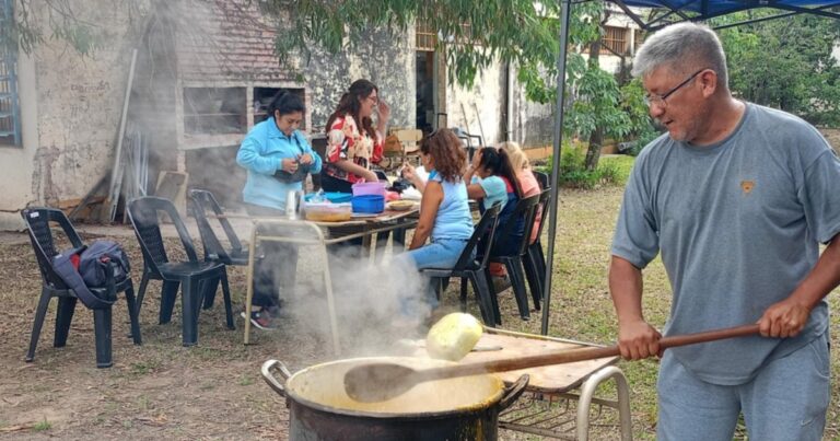 Actividades solidarios para la fiesta de los estudiantes