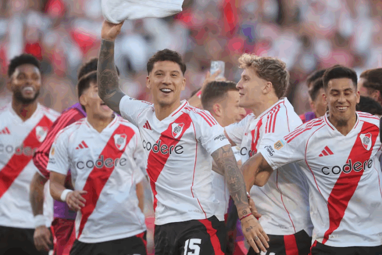 La terrible pelea de dos ex jugadores del River de Marcelo Gallardo