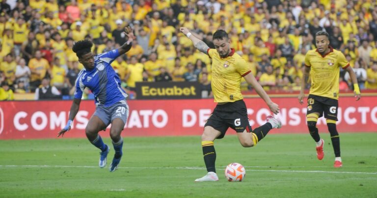 Doblete de Octavio Rivero: quién había marcado el último para Barcelona contra Emelec