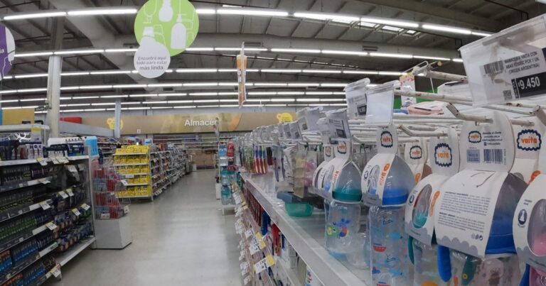 Almacenes y ferias, el desafío para los súper