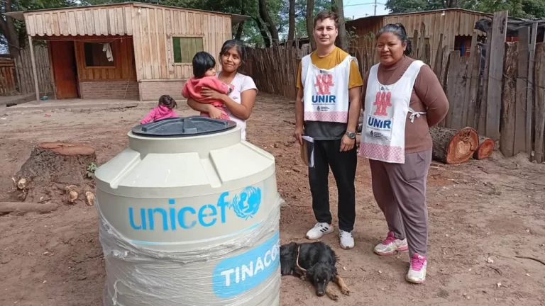 El Plan UNIR y Unicef implementan el uso de reservorios de agua segura junto a familias originarias y criollas