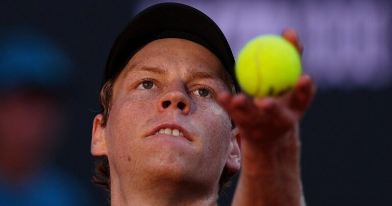 Jannik Sinner será entrenado por un antiguo 1° del mundo que fue DT de Rafa Nadal