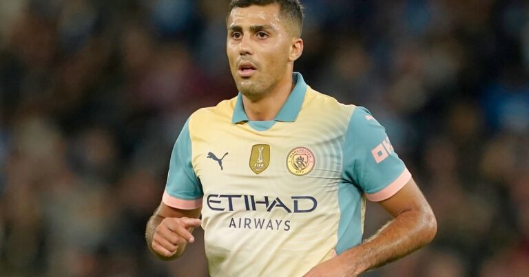 ¿Juega o no HOY Rodri en el Manchester City vs. Bournemouth, por la Premier League?