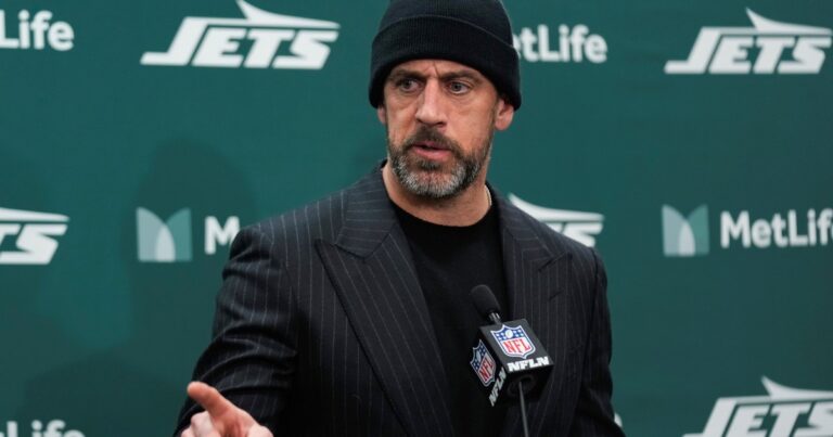 Aseguran que Aaron Rodgers firmará con Pittsburgh Steelers la próxima semana