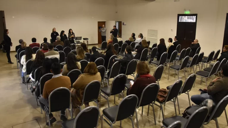 Fortalecen el sistema de mediación con formación continua