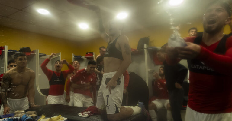 Video: la locura de los jugadores de Independiente tras eliminar a Boca en La Bombonera