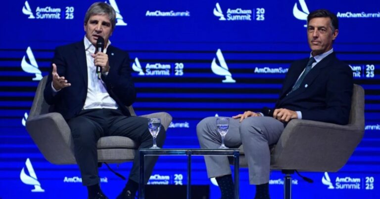 Para sacar los dólares del colchón, Luis Caputo dio más detalles sobre las medidas