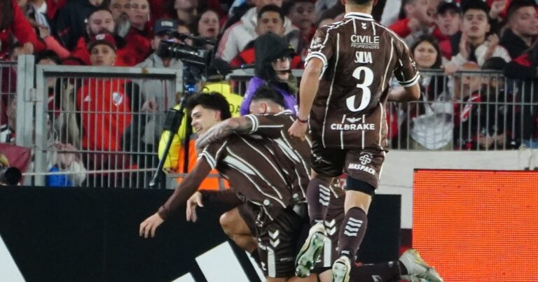 Taborda, el jugador que pertenece a Boca y puso el 1-0 de Platense contra River
