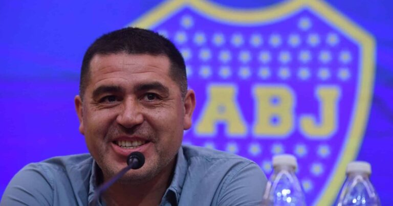 Se acorta la lista de nombres para el nuevo DT de Boca Juniors: las pistas que llevan al candidato de Riquelme
