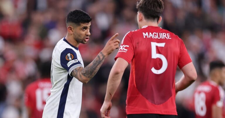 El Cuti Romero, en modo Cuti Romero: los cruces con Maguire en la final de la Europa League