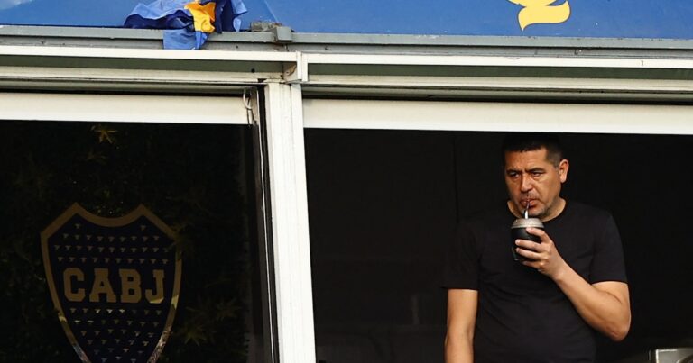 El inesperado competidor que le surgió a Boca por uno de los dos técnicos candidatos de Riquelme