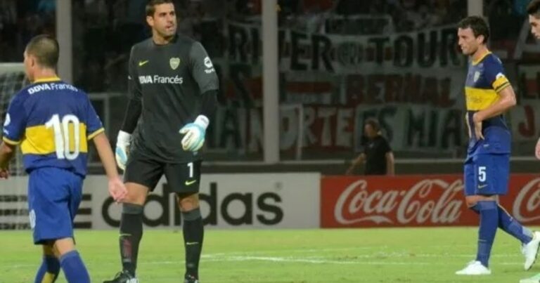 El ex Boca que fue presentado como entrenador de un equipo del Ascenso