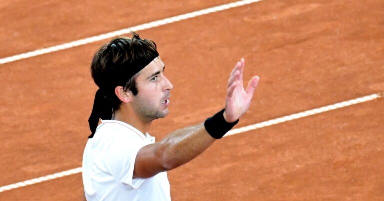 Tomás Etcheverry eliminó a Lehecka y avanzó a las semifinales del ATP 500 de Hamburgo