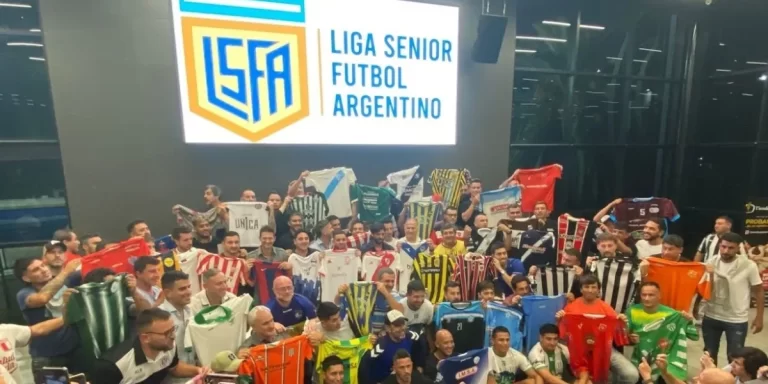 Lanzan un proyecto para el desarrollo educativo y laboral de los futbolistas tras el retiro