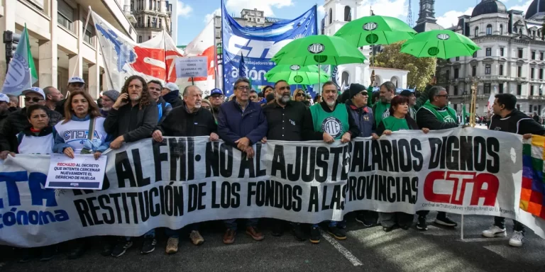 ATE se movilizó junto a la CTA Autónoma en un nuevo paro nacional