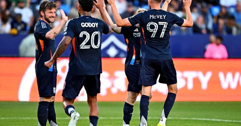 Anders Dreyer sobre Chucky Lozano: “Desde el primer entrenamiento…”