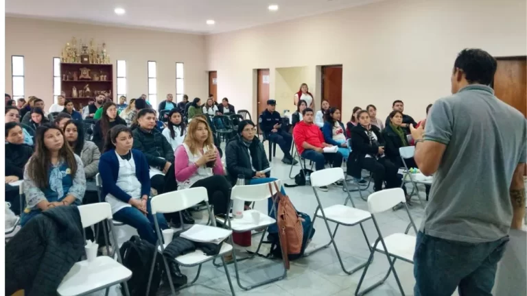 Derechos Humanos brindó capacitación con puntaje docente en General Ballivián