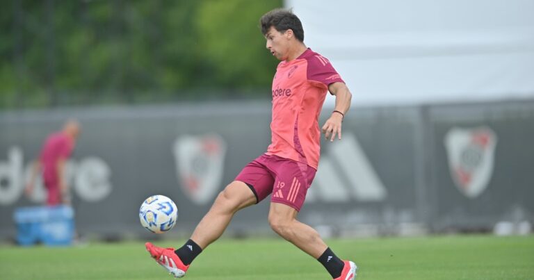 El extraño caso de Gonzalo Tapia: de promesa a decepción y hace cuánto que no suma minutos en River