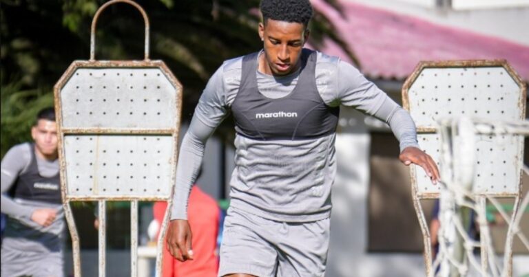 ¿Cambia de esquema? La posible alineación de Liga de Quito vs Universidad Católica