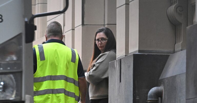 Un juicio por hongos venenosos paraliza a Australia: el caso de Erin Patterson conmociona a la nación