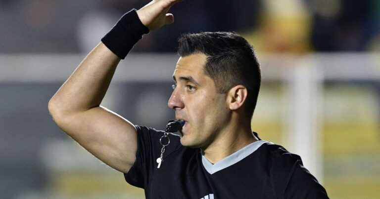¿Qué arbitro estará en el partido definitorio entre IDV y Barcelona, por Copa Libertadores?