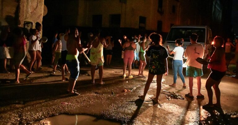 Nueva protesta en Cuba contra el régimen de Miguel Díaz-Canel por los constantes apagones: “¿Hasta cuándo el abuso?”
