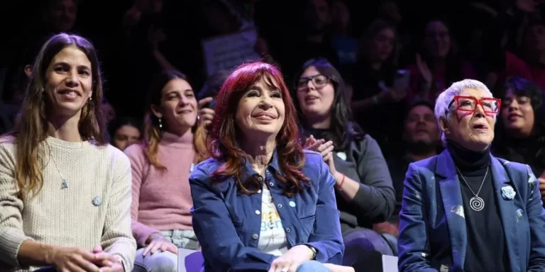 Cristina Fernández de Kirchner celebró “el nacimiento de la Patria” con un acto en Saldías de CABA
