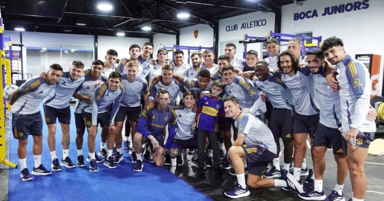 La decisión de Riquelme con los jugadores de Boca mientras se define la llegada de Russo