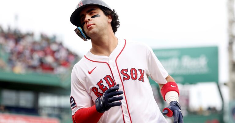 Mexicano Marcelo Mayer conectó hit y doble en su segundo encuentro en Grandes Ligas con Boston Red Sox