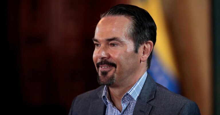 Francia exige una Europa con músculo militar propio y advierte: “No podemos permitir que Rusia gane en Ucrania”