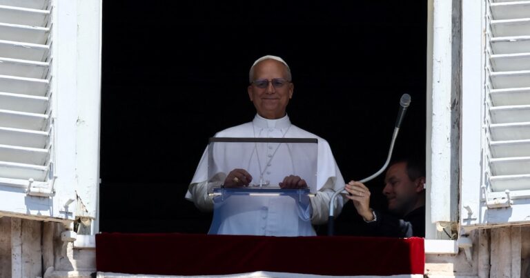 El papa León XIV exhortó a mantener el compromiso con la paz en el mundo