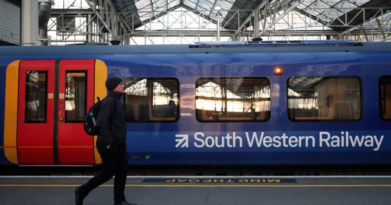 Reino Unido comenzó el proceso de renacionalización del sistema ferroviario