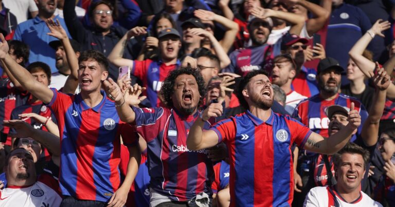 Video: el gesto ejemplar de la hinchada de San Lorenzo con los jugadores de Platense