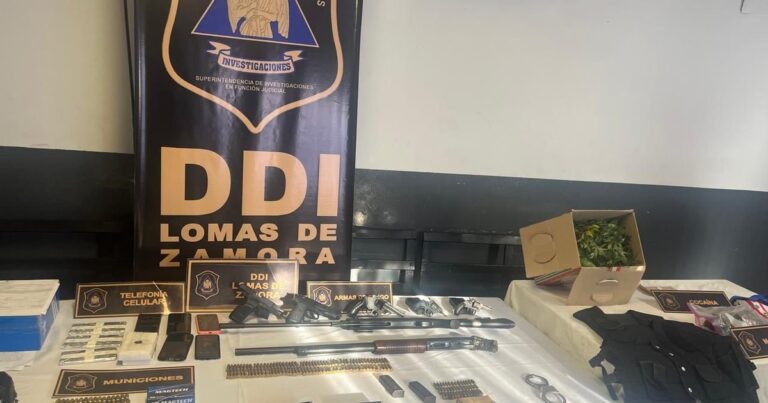 Allanamiento a la barra de Los Andes: armas, drogas y nueve detenidos