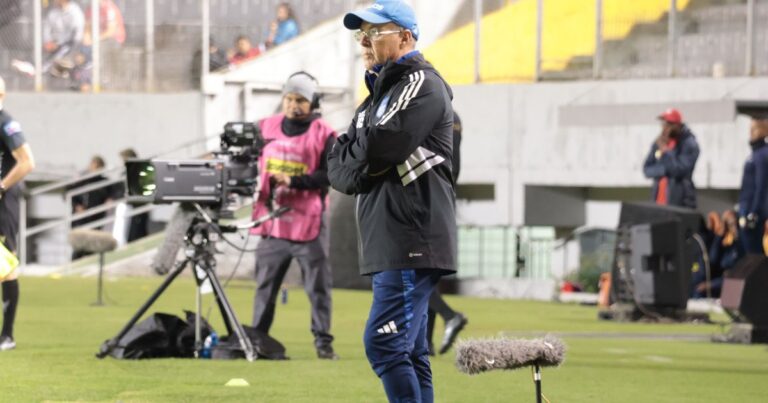 Jorge Célico tras sumar otra derrota en Emelec: “Decirle al hincha que entiendo su malestar”