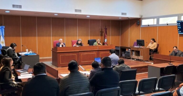 Absolvieron a los tres policías juzgados por la muerte de un hombre en barrio Atocha II