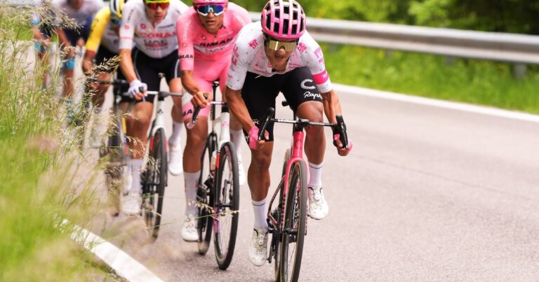 Última semana del Giro de Italia: ¿logrará Richard Carapaz ponerse la maglia rosa?