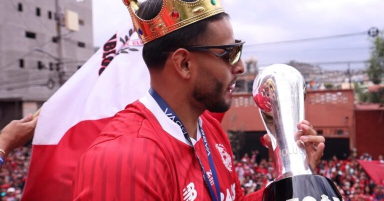 Fiesta en Toluca: del curioso baile de Alexis Vega al “sí se pudo” de la afición