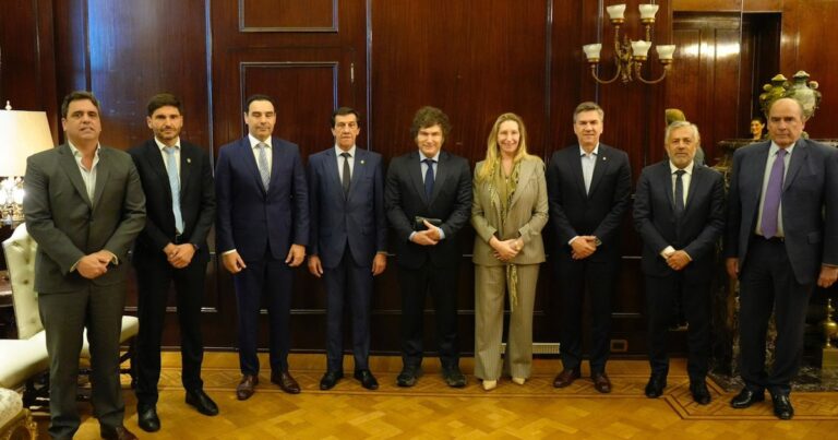 Tras la alianza en PBA, la Casa Rosada define si acuerda en otras provincias con gobernadores aliados