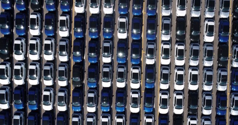 En los primeros cuatro meses del año se vendieron 100.000 autos 0 km más que en 2024