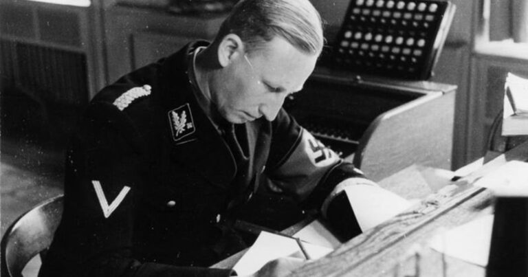 El atentado contra “El Carnicero de Praga”: la confianza del líder de las SS que lo llevó a la muerte y la venganza nazi