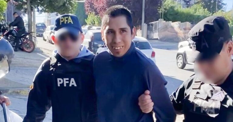 El mapuche de los binoculares y otros cinco integrantes de la comunidad fueron condenados a prisión en suspenso por usurpar predios en Villa Mascardi