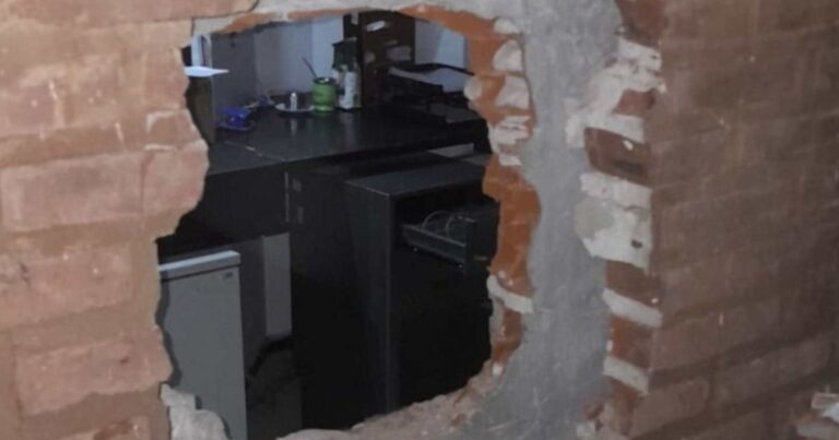 Boquetazo millonario en Orán: robaron $120 millones de una concesionaria en pleno centro