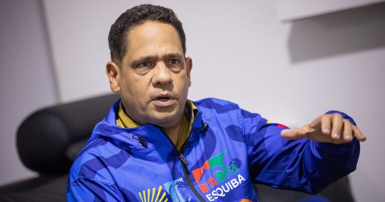 Quién es Neil Villamizar, el almirante designado por el régimen de Nicolás Maduro para el Esequibo