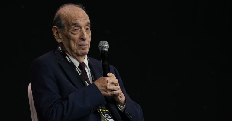 Uno de los economistas más escuchados por Milei alertó por las reservas: “El BCRA necesita tener USD 100.000 millones”