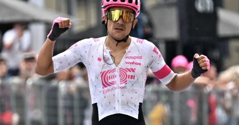 Giro de Italia: espectacular trepada de Richard Carapaz al 3° lugar en la general y abandonó Primoz Roglic