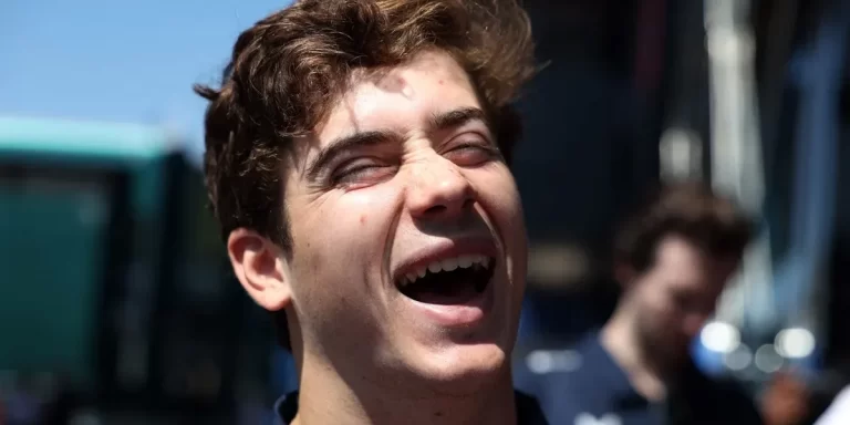 Franco Colapinto cumple 22 años: los mensajes de Alpine y la Fórmula 1